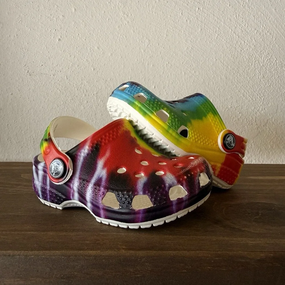 Crocs Classic Tie Dye Clogs Toddler Size‎ C2/3 Multi Color Rainbow Slip On Shoes